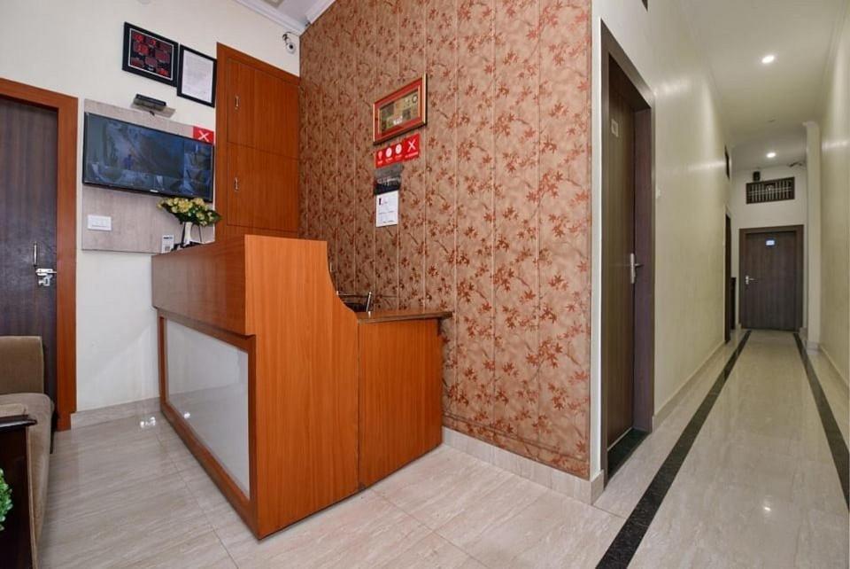 蓝星酒店 瓦拉纳西 外观 照片